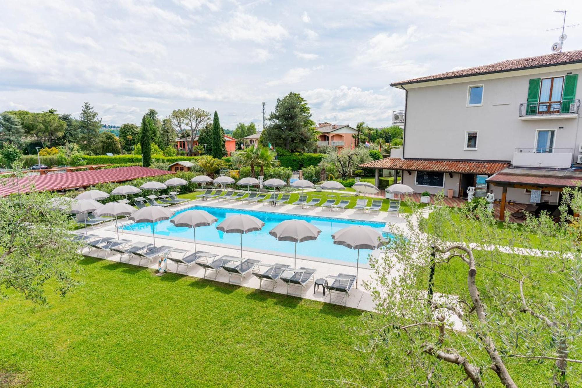 Residence Molino - Holiday Apartments Manerba del Garda Εξωτερικό φωτογραφία